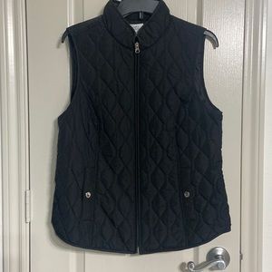 Black quilted vest, women’s medium